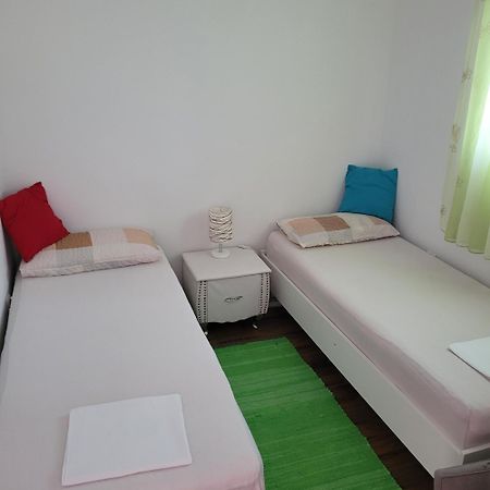 Apartmani Tonci Pag Pag Town Bagian luar foto
