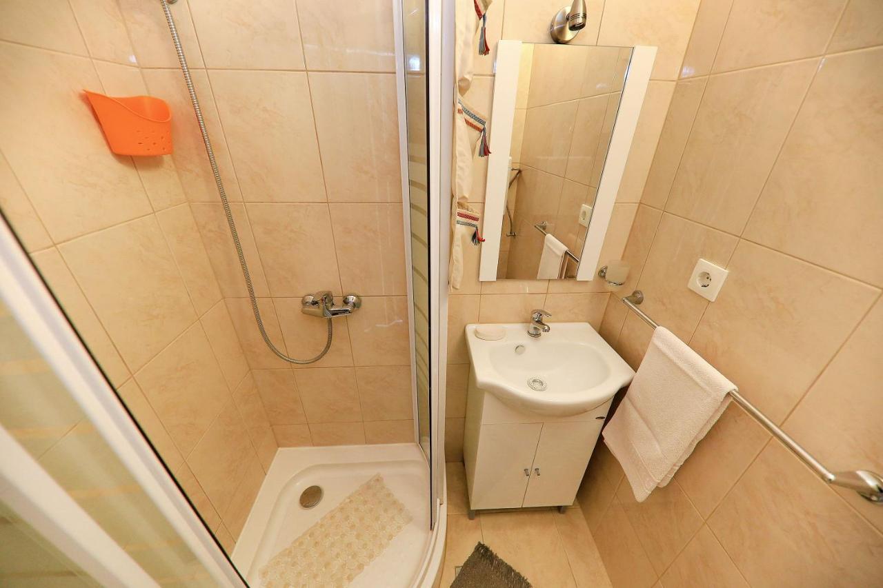 Apartmani Tonci Pag Pag Town Bagian luar foto