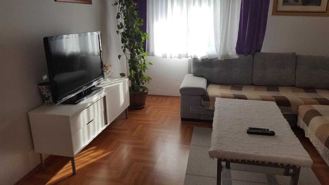 Apartmani Tonci Pag Pag Town Bagian luar foto