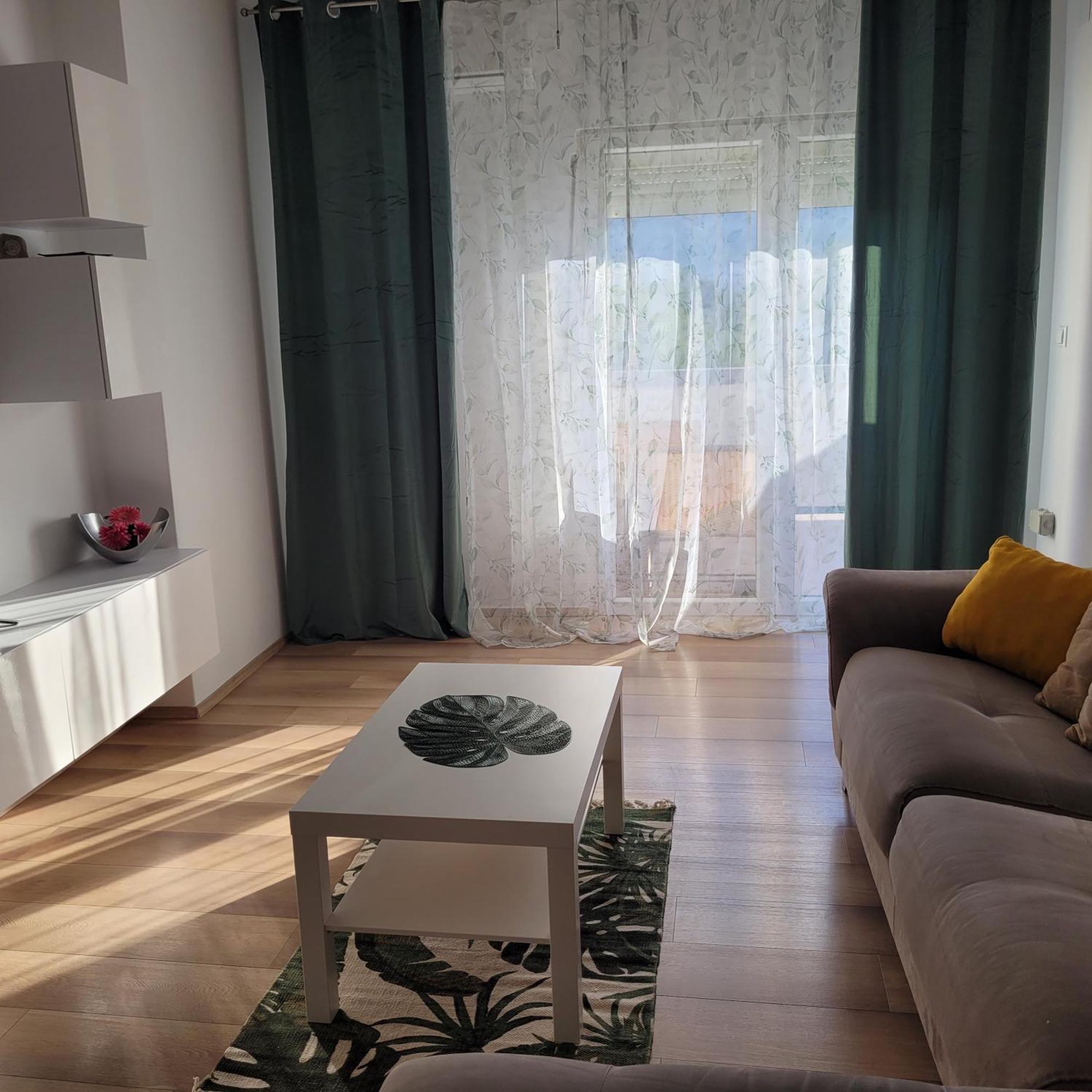 Apartmani Tonci Pag Pag Town Bagian luar foto
